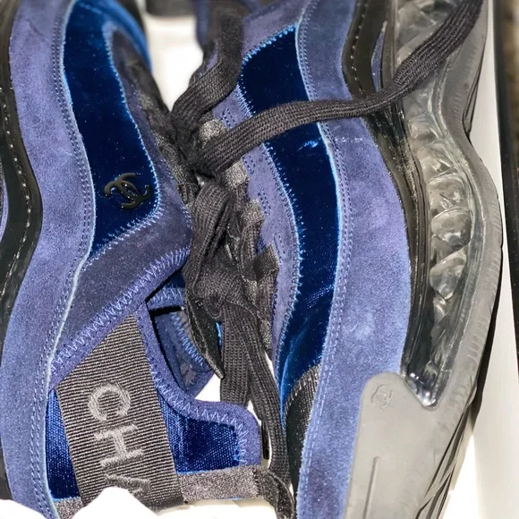 Gently used Chanel sneakers sz 40 - Picture 9 of 11